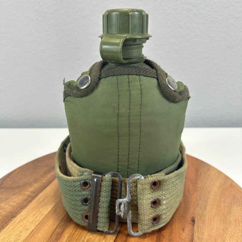 VTG Military Canteen with Canvas Cover and Adjustable‎ Web Pistol Belt Green